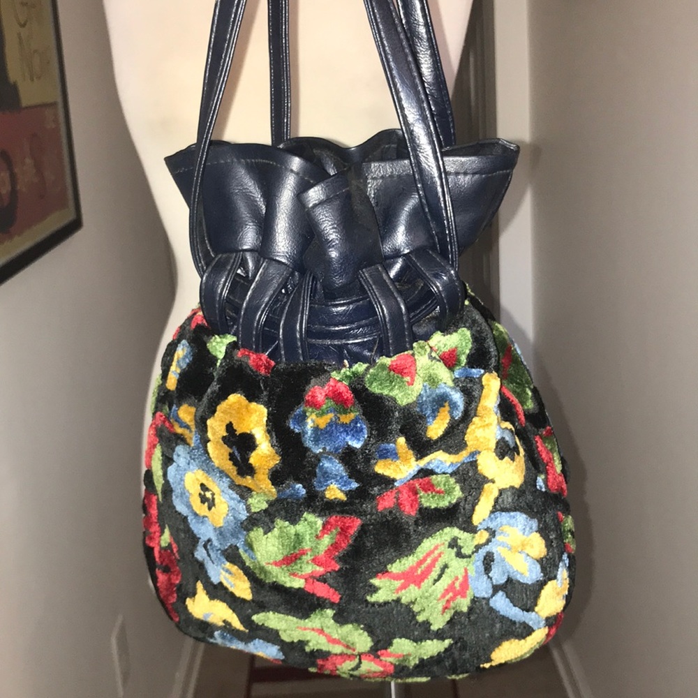 Vintage Carpet Tapestry Small Ball Bag π - Picture 5 of 8